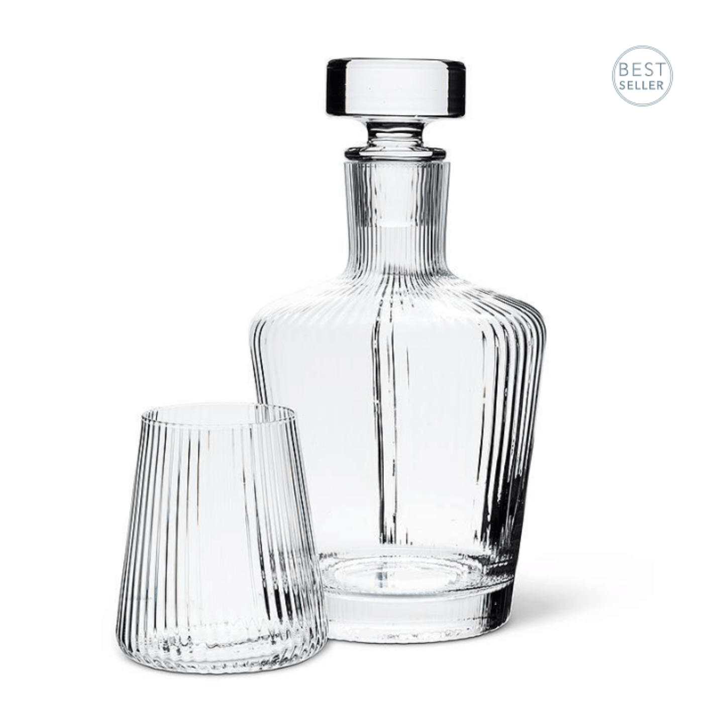 Vented optic liquor decanter with ribbed design