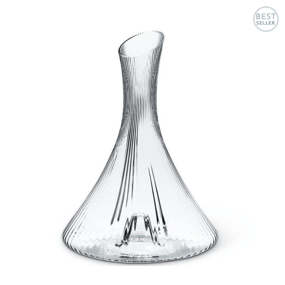 Wine carafe with optic ribbed texture